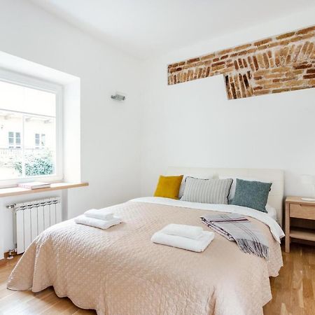וילנה Saint John 2 Bedroom Cottage By Reside Baltic מראה חיצוני תמונה